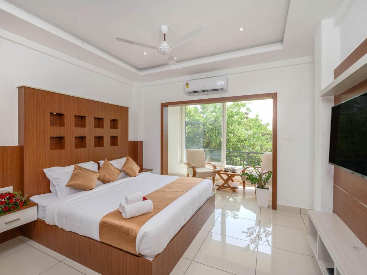 Majestic Ponmudi Dam View Room with 10% off on 1 session of 60 mins couple's Spa, Complimentary Hi-Tea, Early Check-In upto 2 hours (subject to availability)