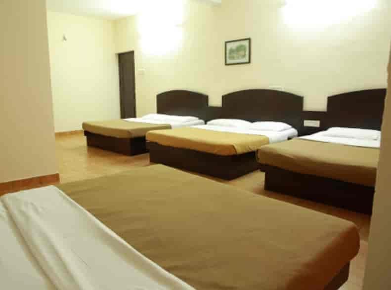 Mixed Dormitory Room