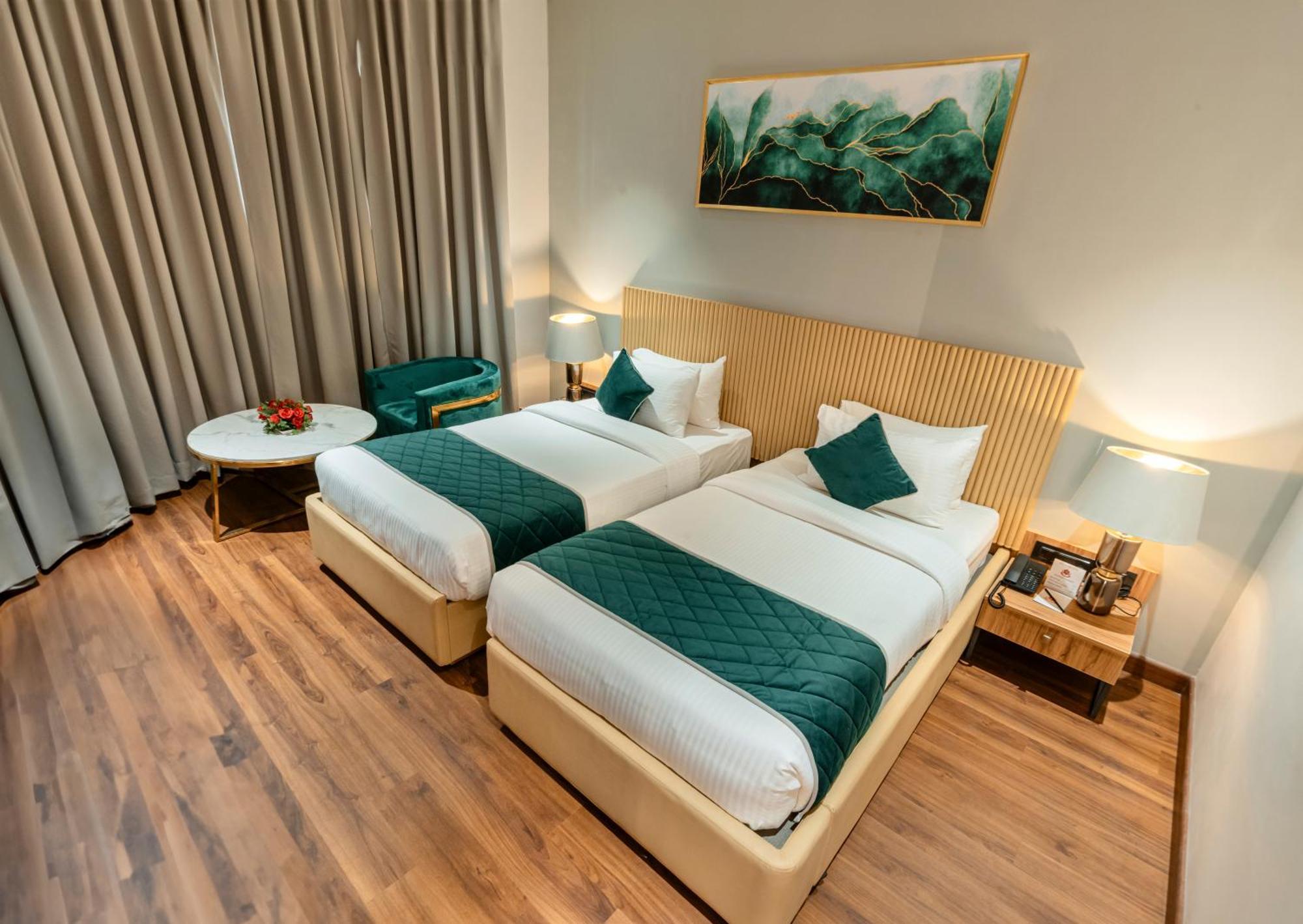 Deluxe Twin Room