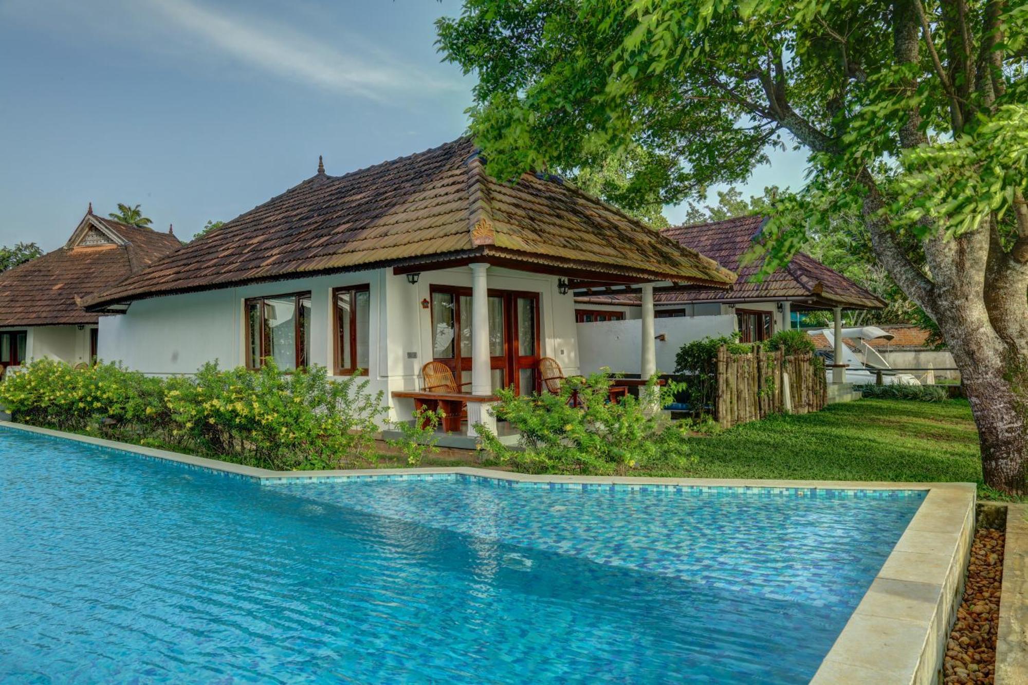 Lakefront Villas Plunge Pool on Buffet Meals & Spa Guaranteed Complimentary Cruise subject to weather condition & Hi-Tea Signature Activities & Experiences