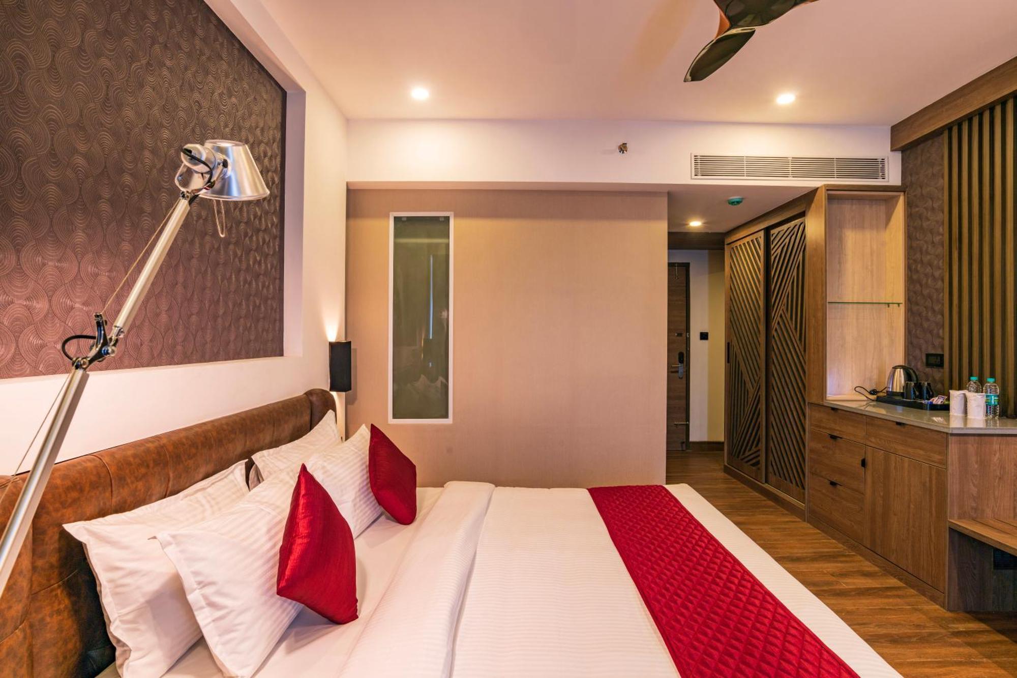 Superior King Room on session of 60 mins Spa