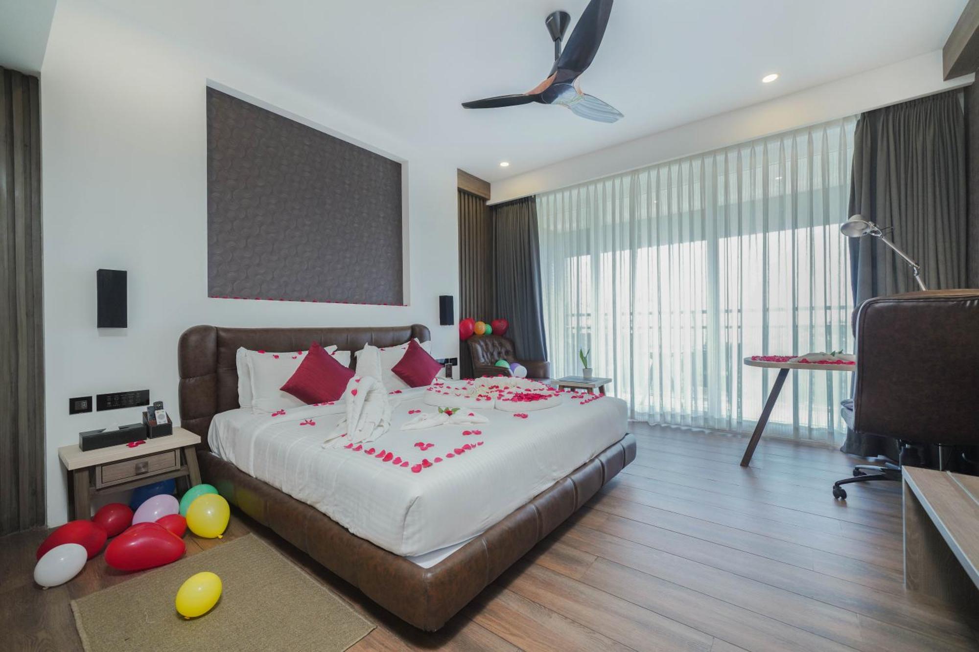 Superior Double Room on session of 60 mins Spa