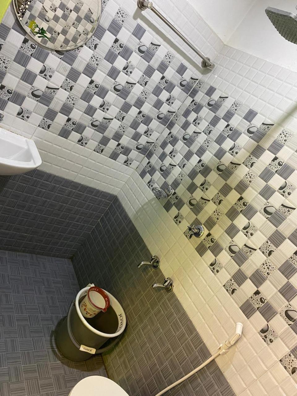 Double or Twin Room with Private Bathroom