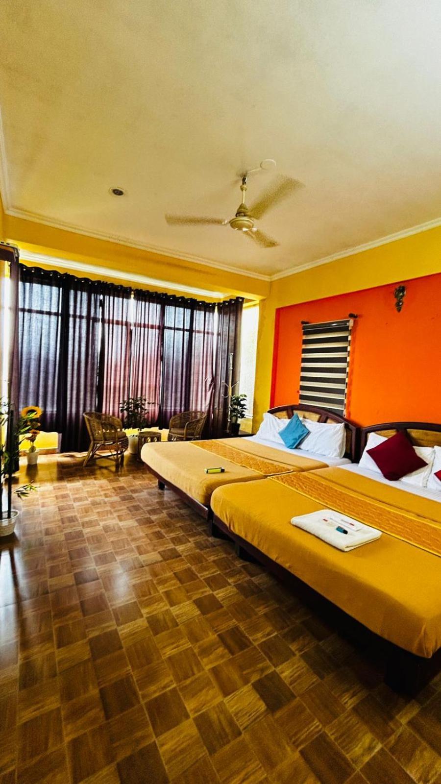 Deluxe King Room