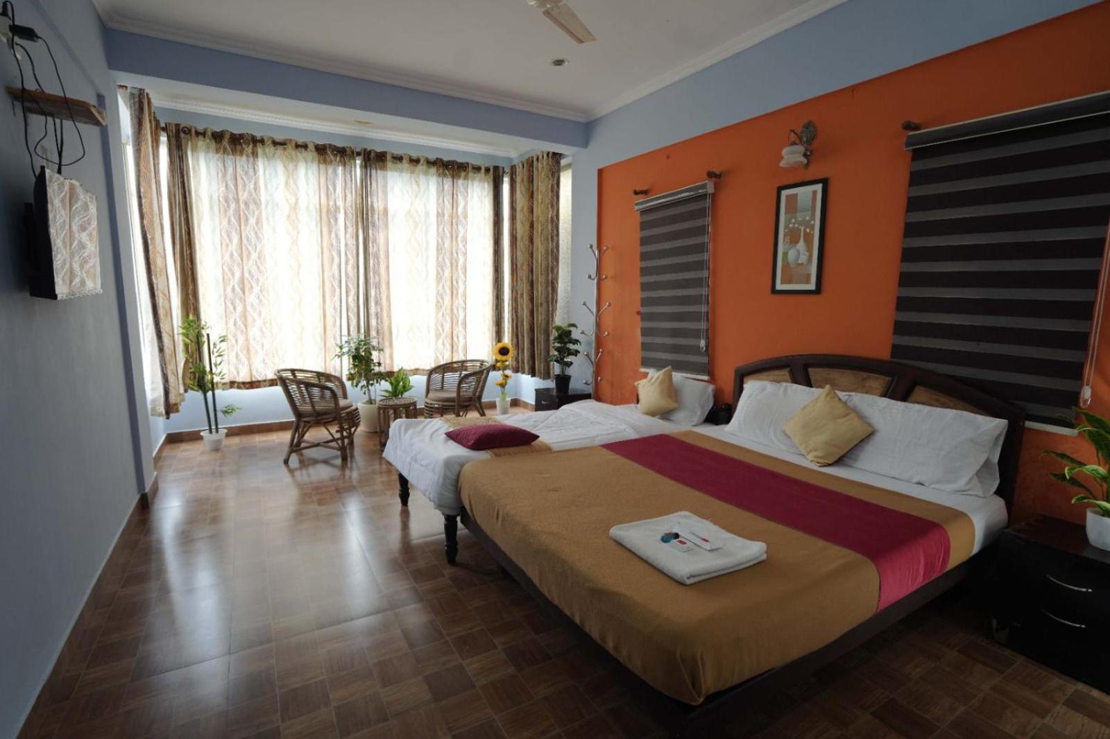 Deluxe Queen Room