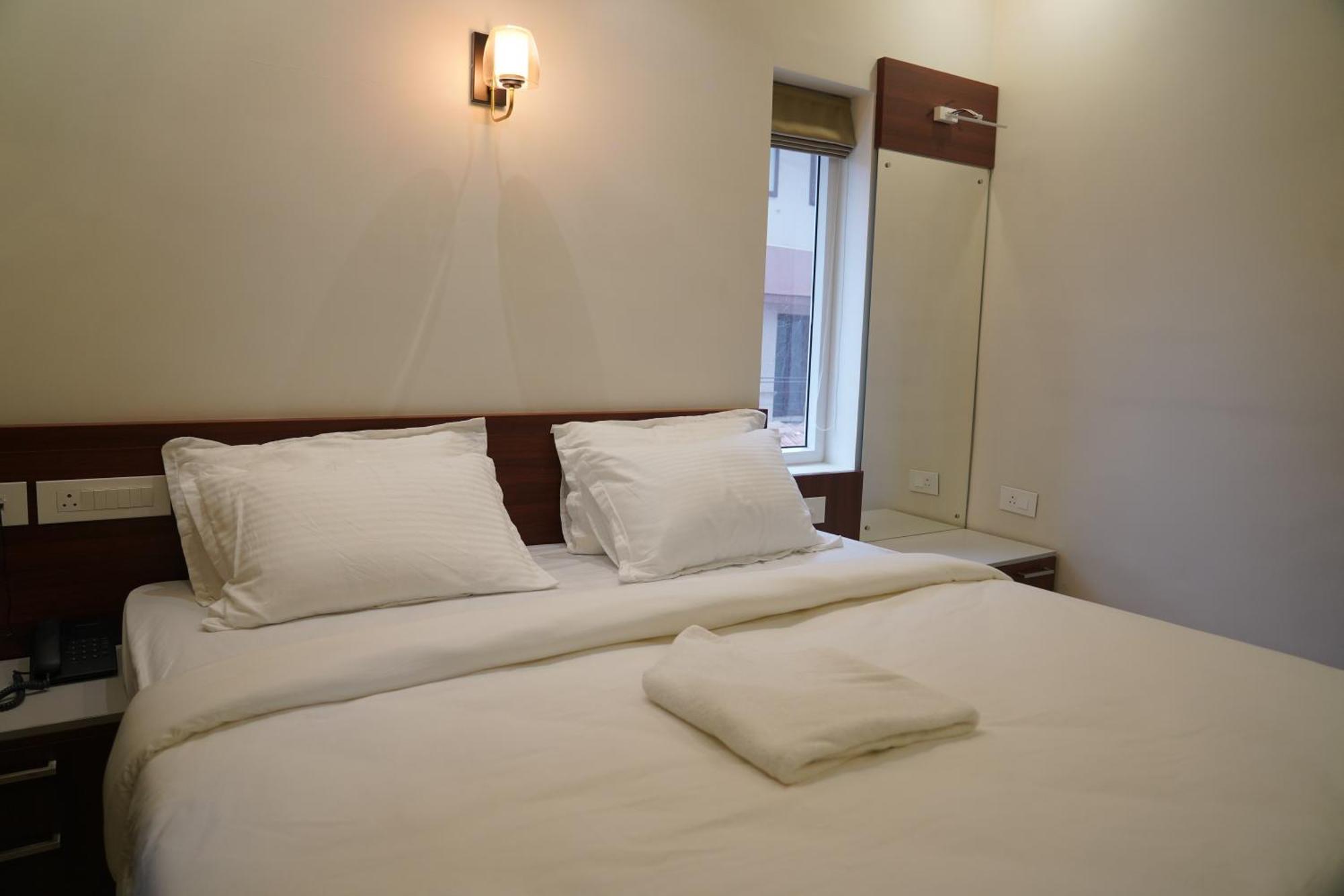 King Room with Balcony