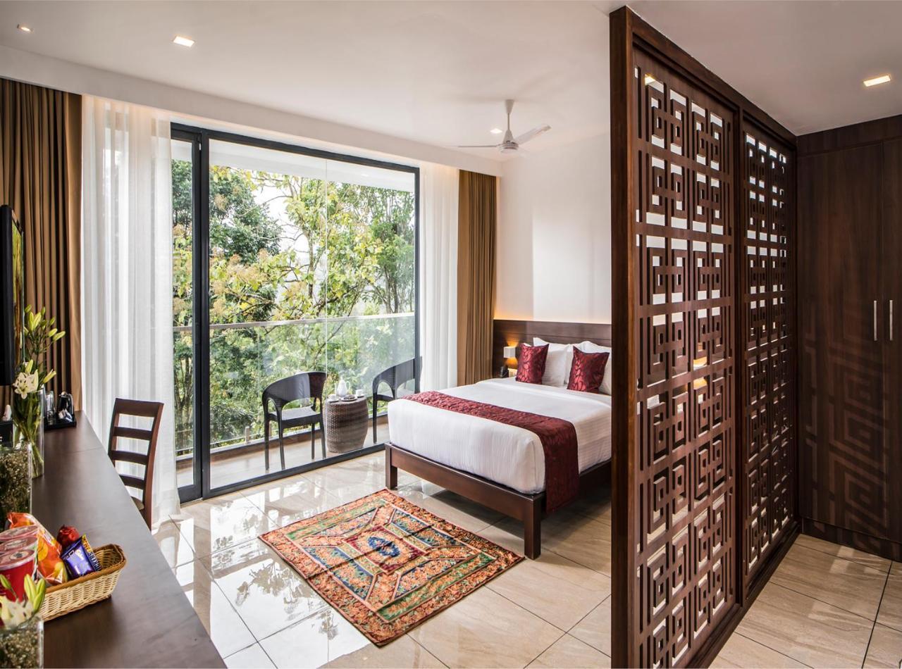 Avenue Aromatic Suite with Complimentary Bonfire & Hi-Tea