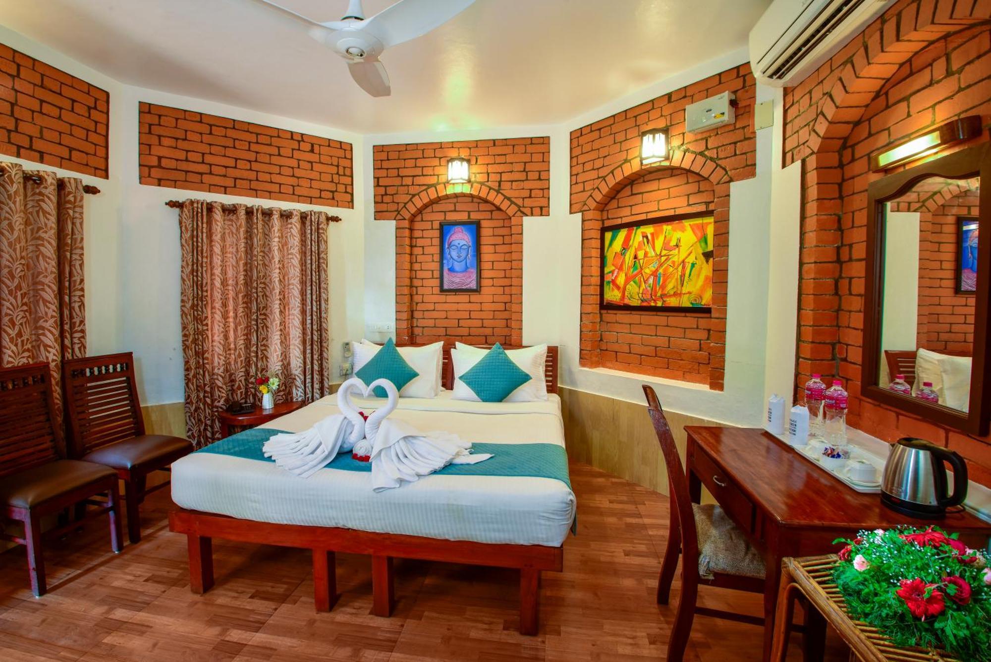 Deluxe Double or Twin Room
