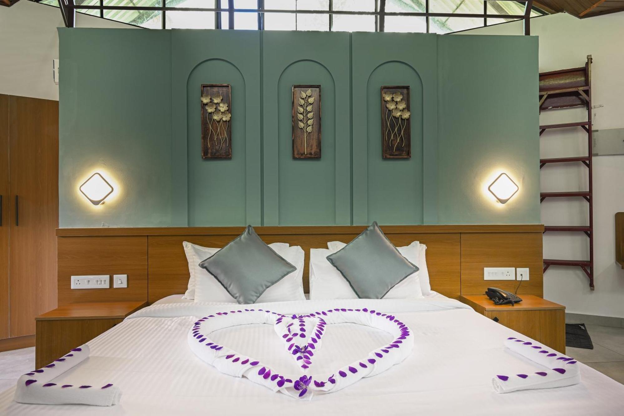 King Room with Garden View