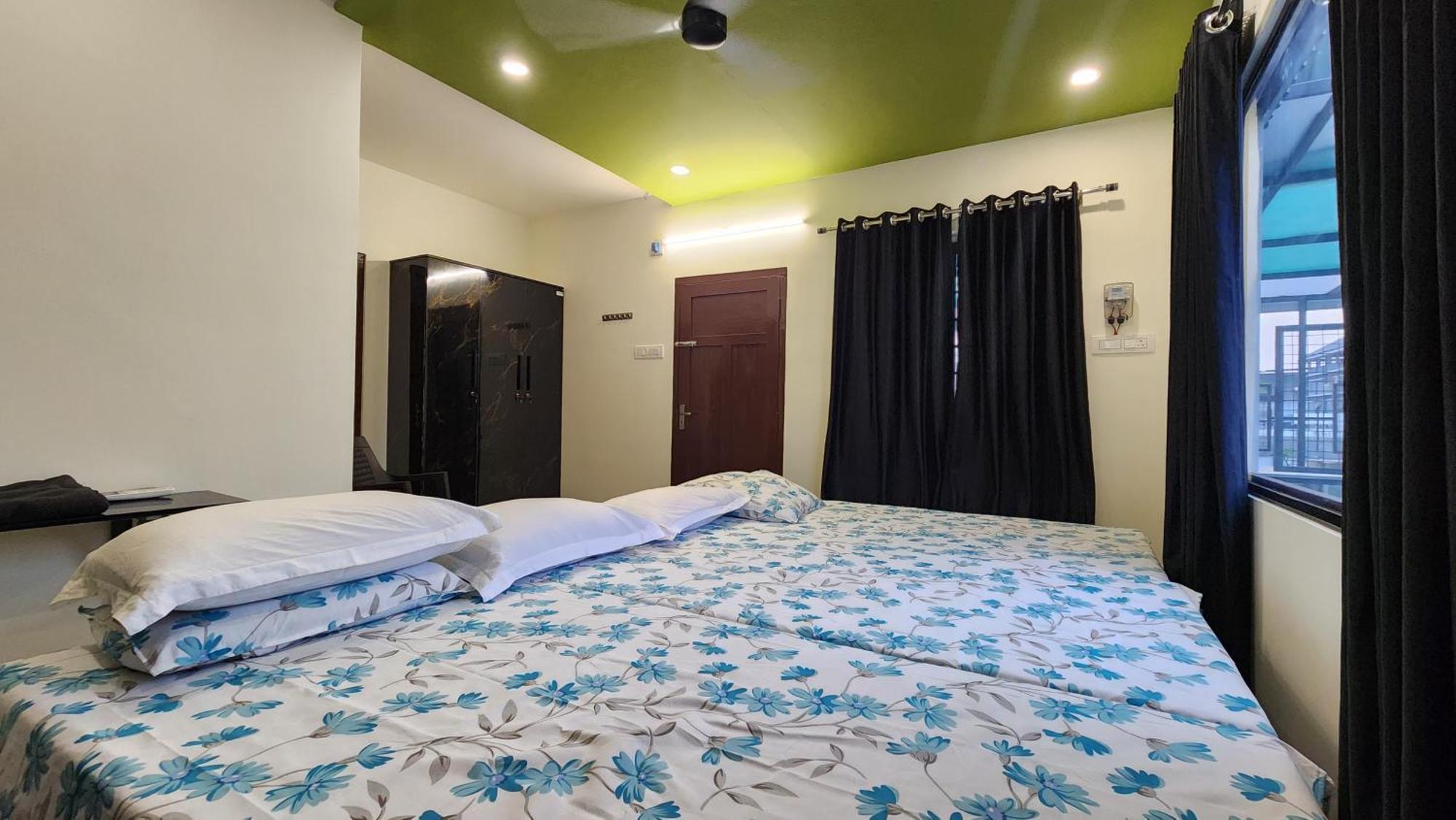 Duplex Quadruple Room