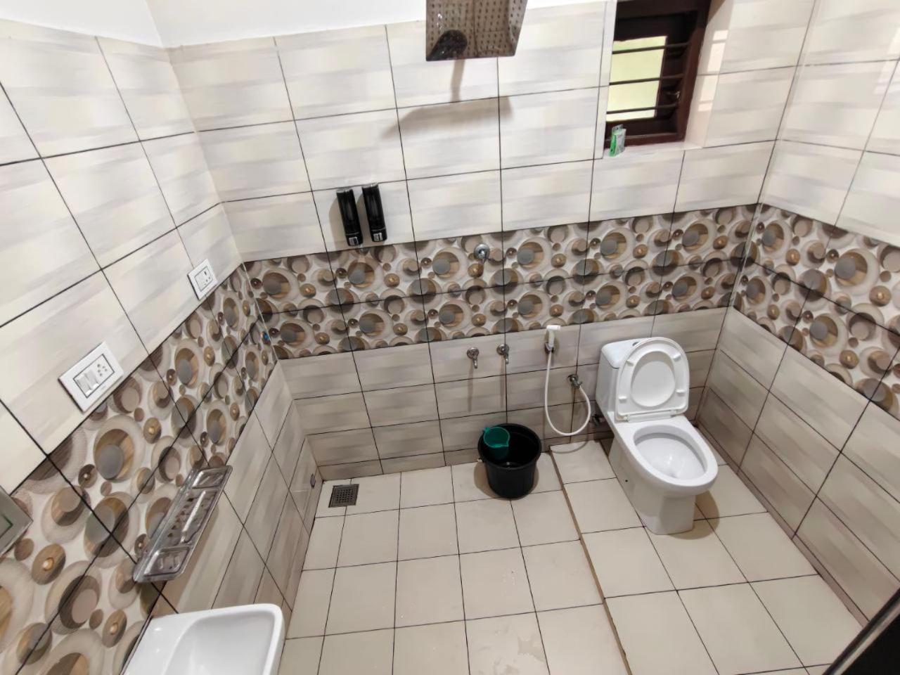 Double Room,1758949005:JPEG
