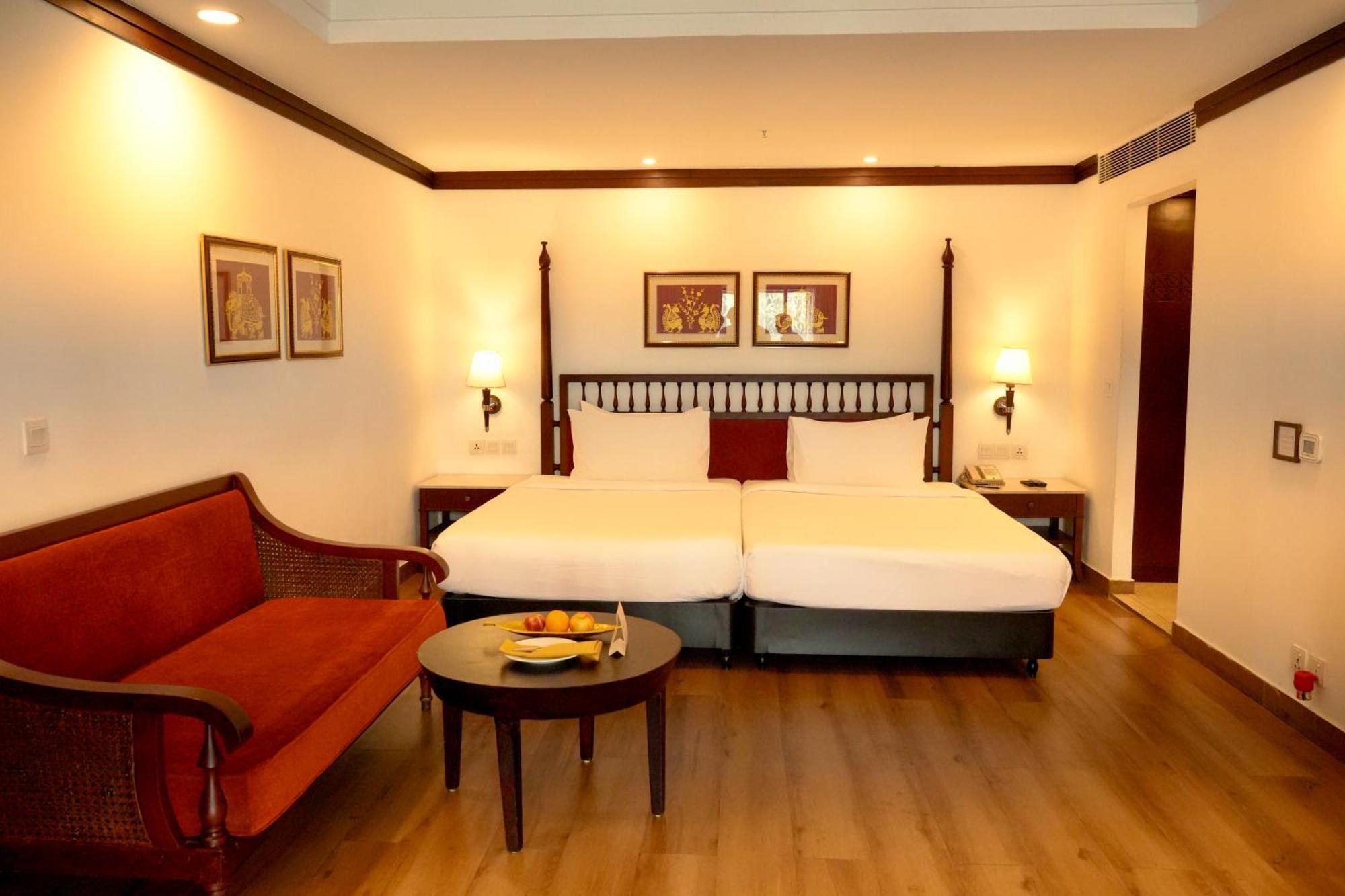 Superior River View Room