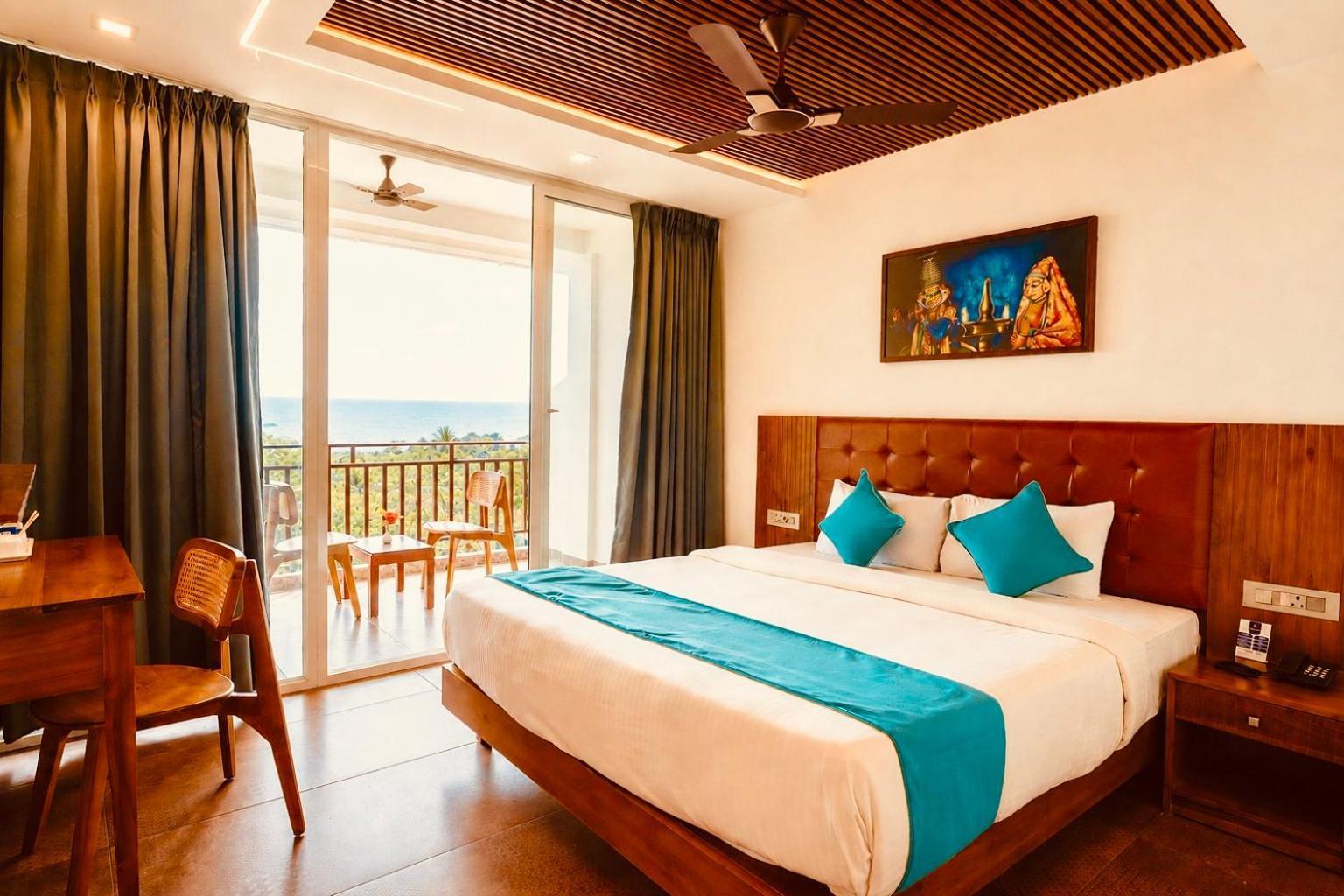 Deluxe Double Room with Balcony
