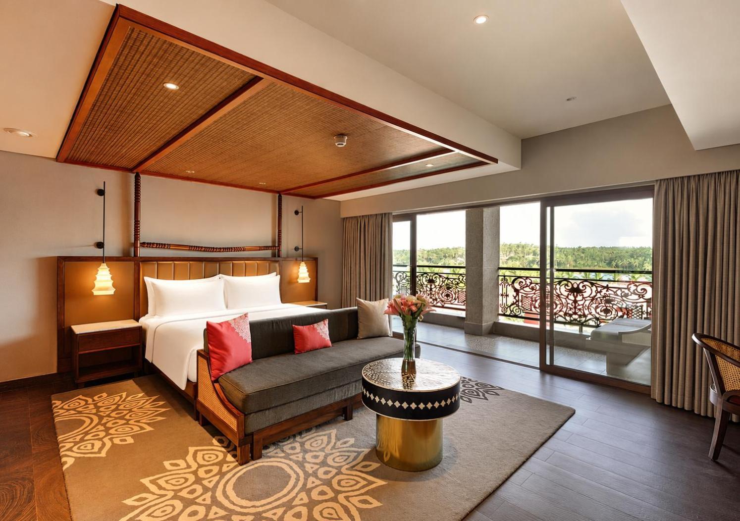 Premium Room Private Balcony King Bed & Hi-Tea