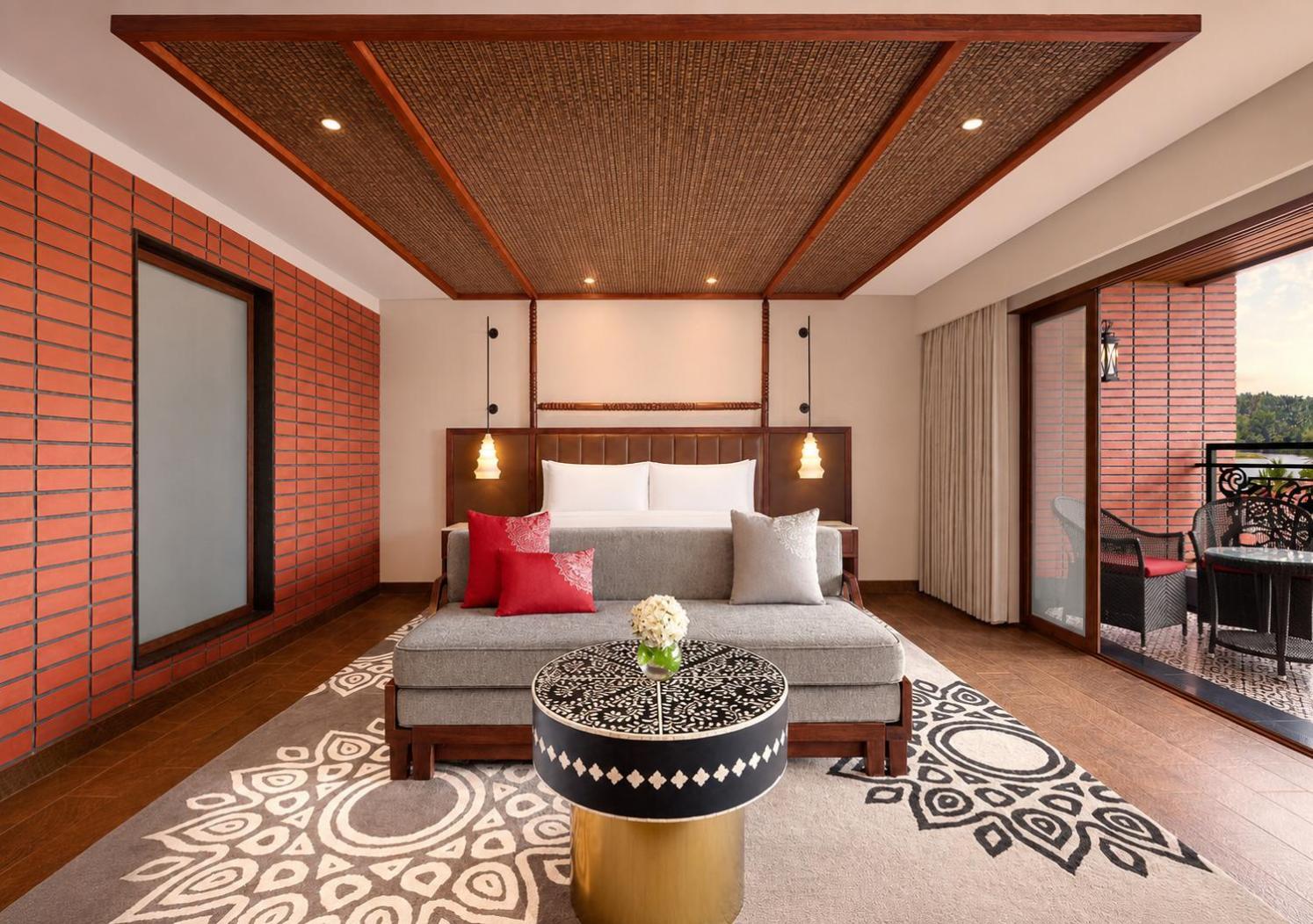 Premium Room Private Balcony King Bed & Hi-Tea