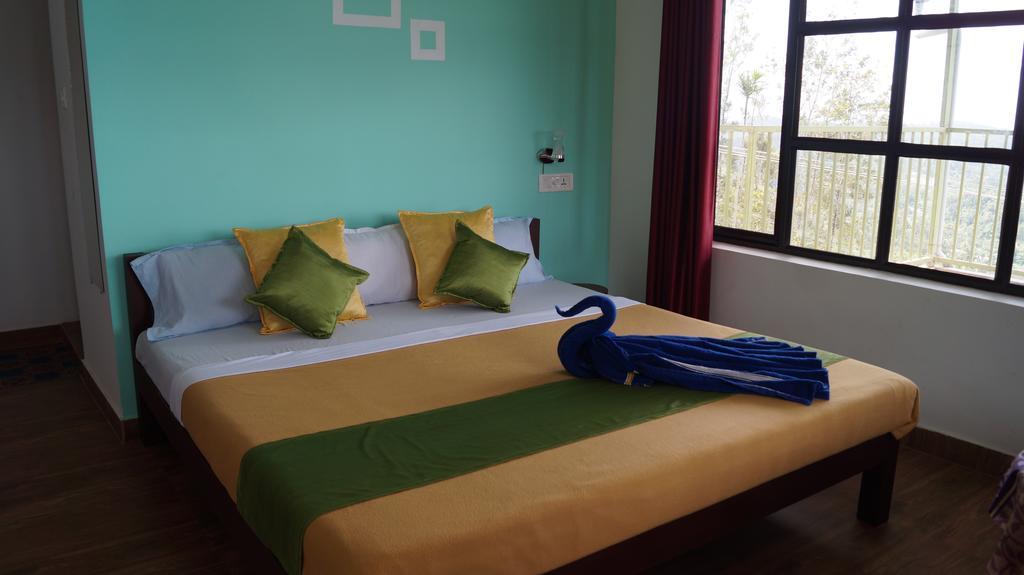 Double Room Mountain View