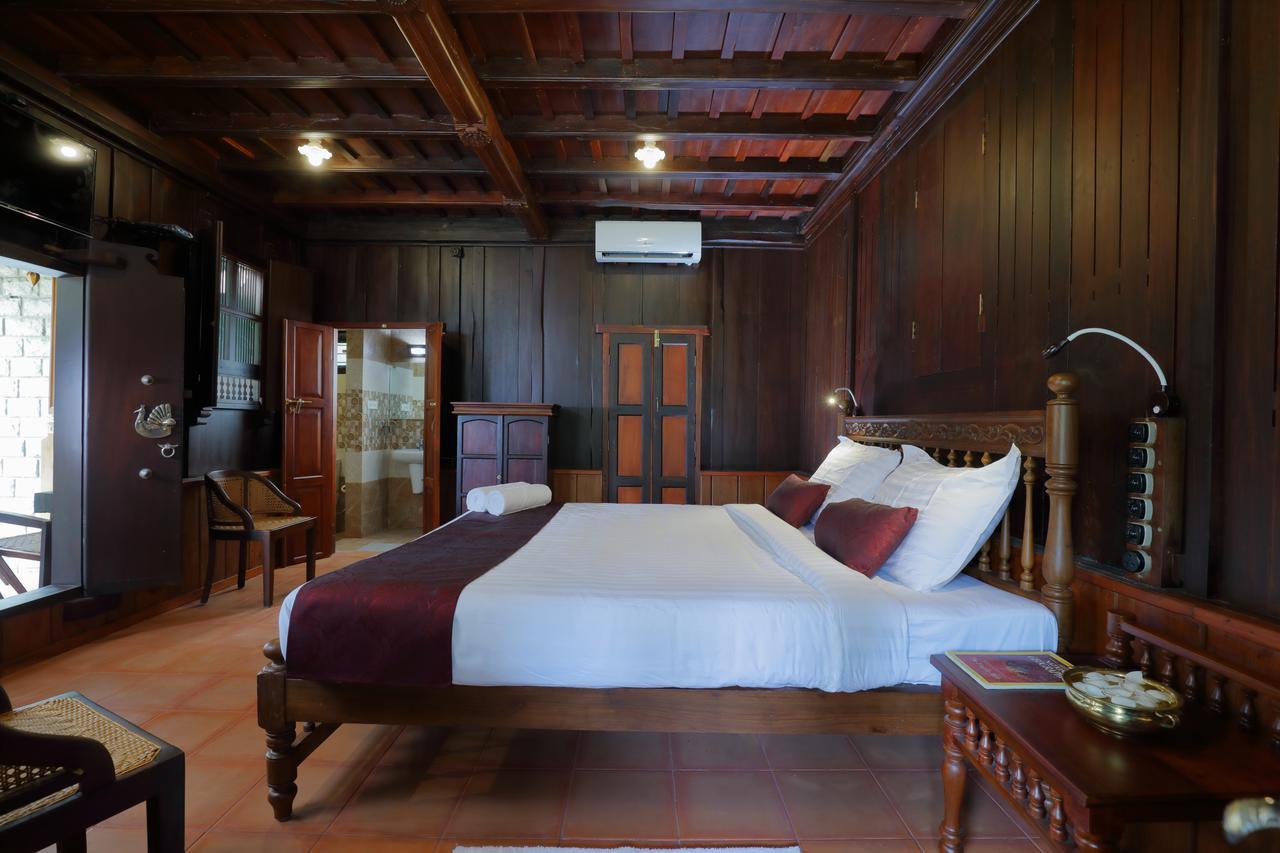Deluxe Queen Suite,498345489:JPEG