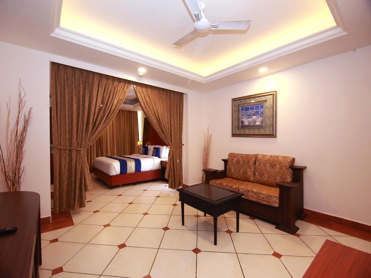 Deluxe Suite