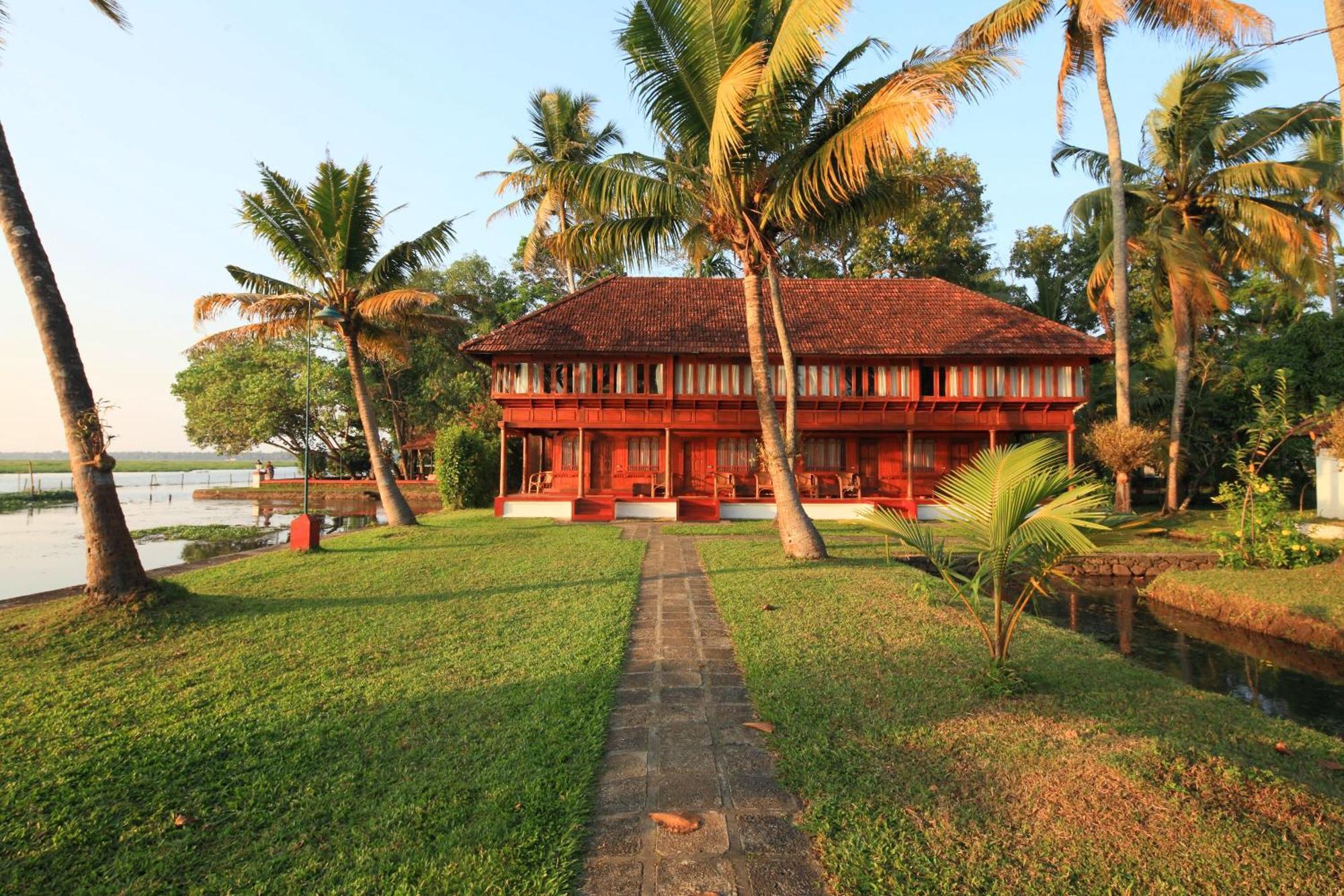 Heritage Mansion - Complimentary one-hour Sunset cruise (subject to weather conditions)