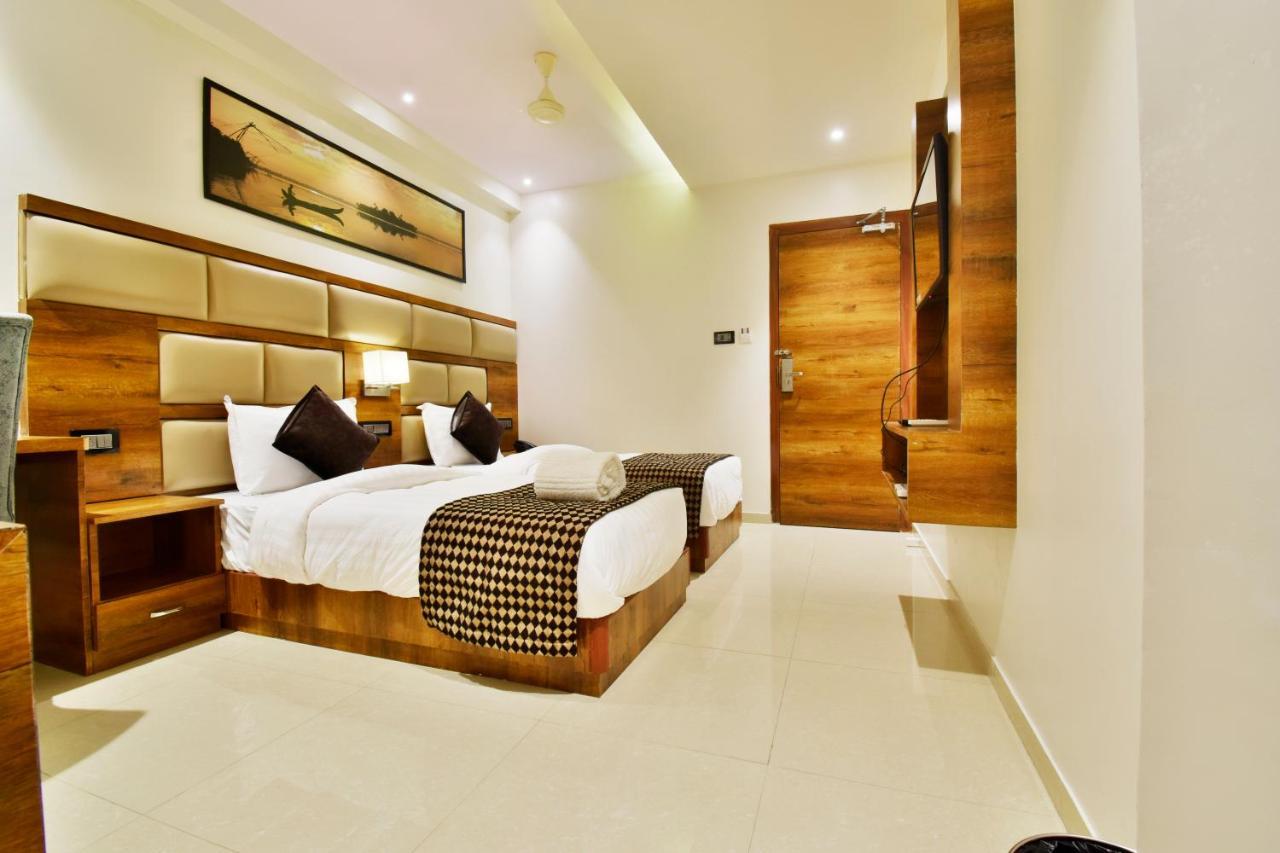 Deluxe Double or Twin Room