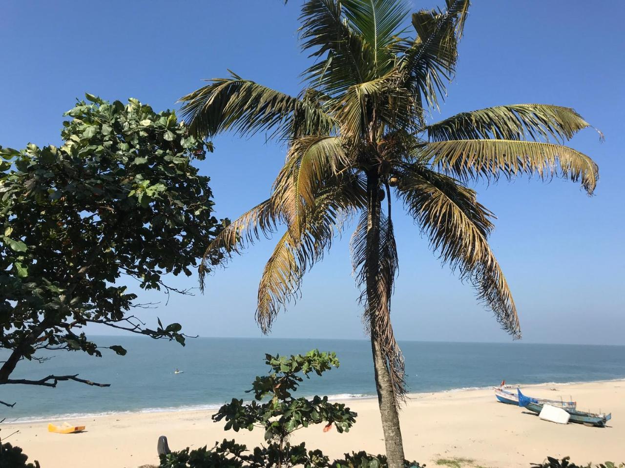 Deluxe Double Room with Balcony and Sea View