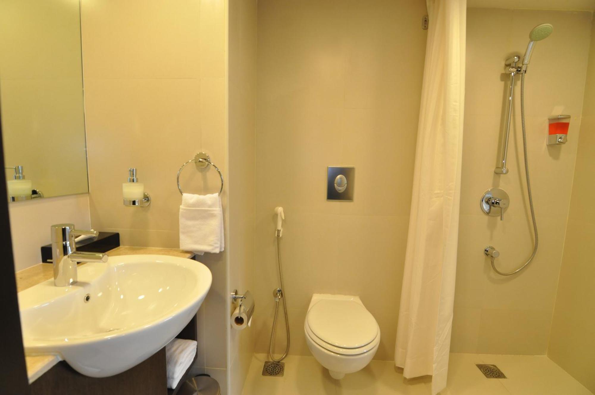 Superior Double Room (Late Check-Out upto 2 hours (subject to availability)