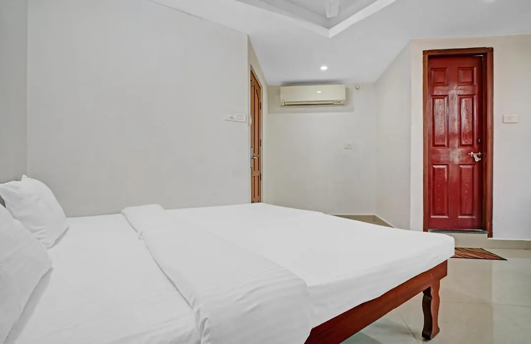 Collection O Aramam Executive Inn-1