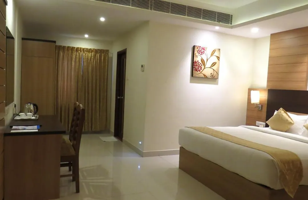 Hotel Rajadhani-1