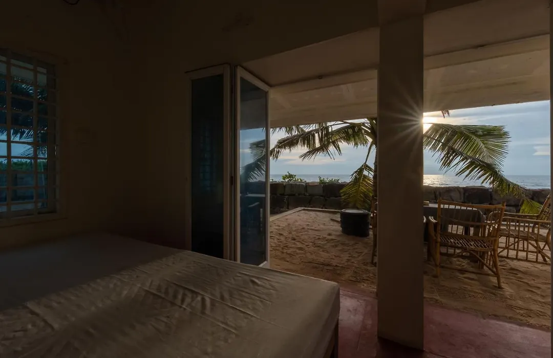 Beach House, 1Bhk Pet-Friendly Villa In Alleppey By Roamhome-1