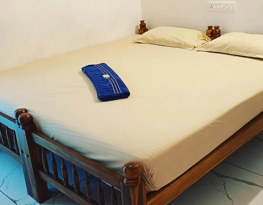 Home Stay-1