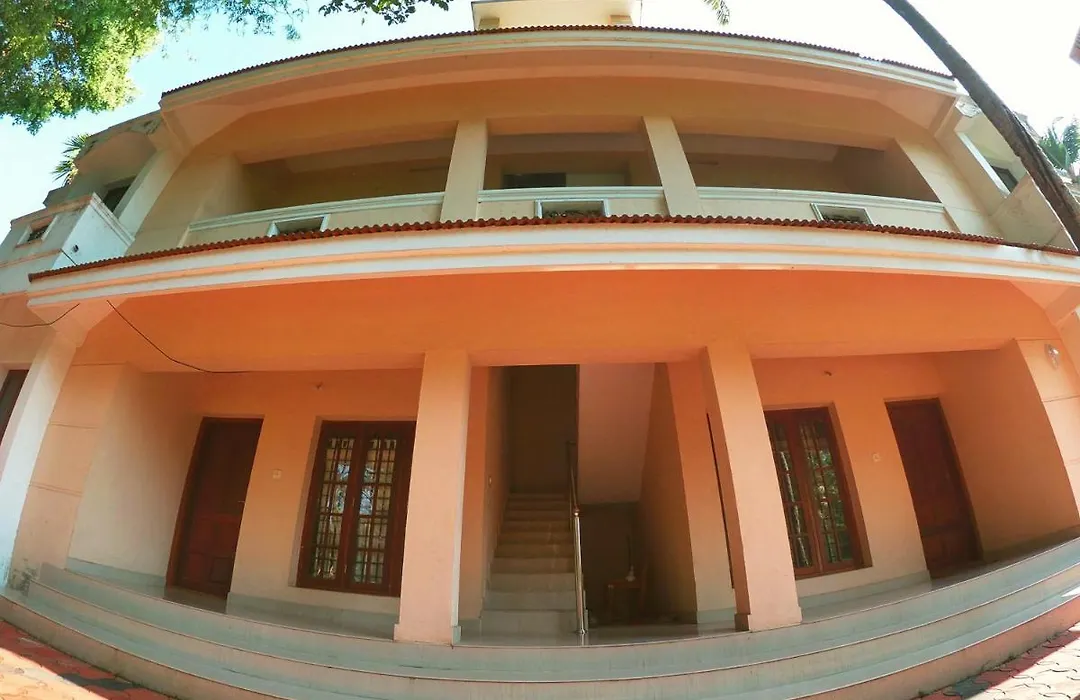 Shalom Palace-1
