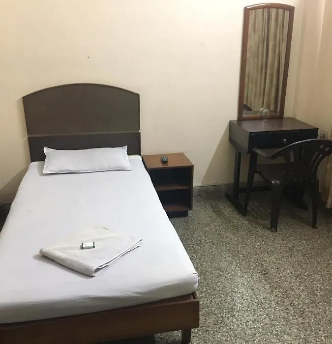 Nellimoottil Guest House-1