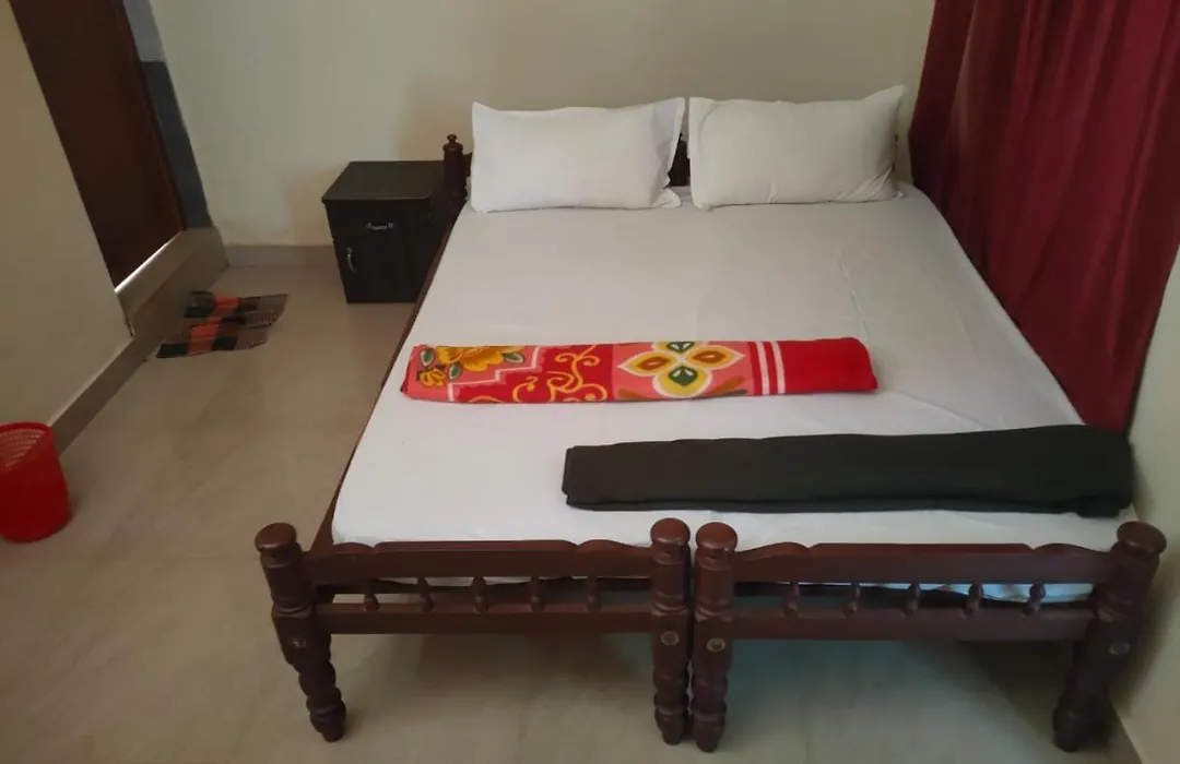 Vaga Majestic Hotel-1