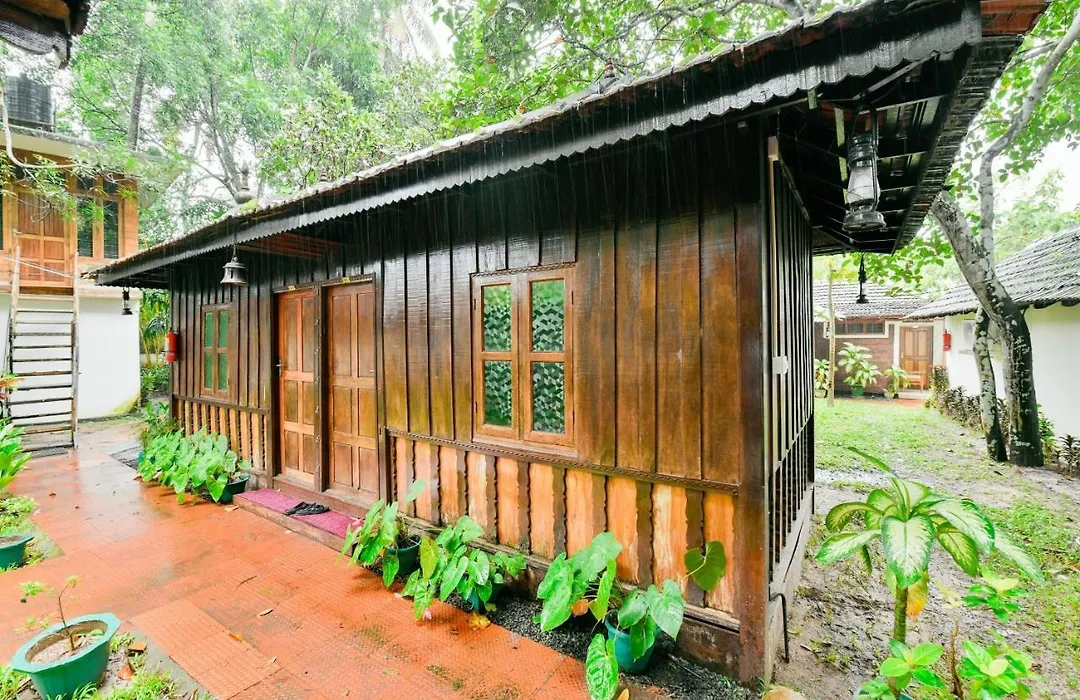 Collection O Green Aura Resort Alappuzha-1