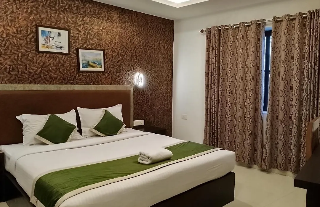 Hotel Greenlife-1