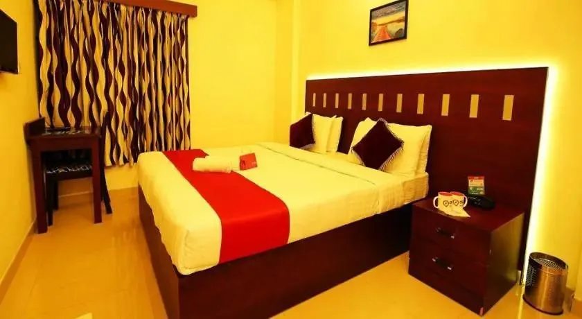 Metro Cochin Business Hotel-1