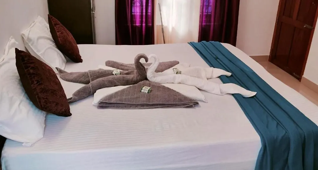 Le Coco Beach Resort Varkala Cliff-1
