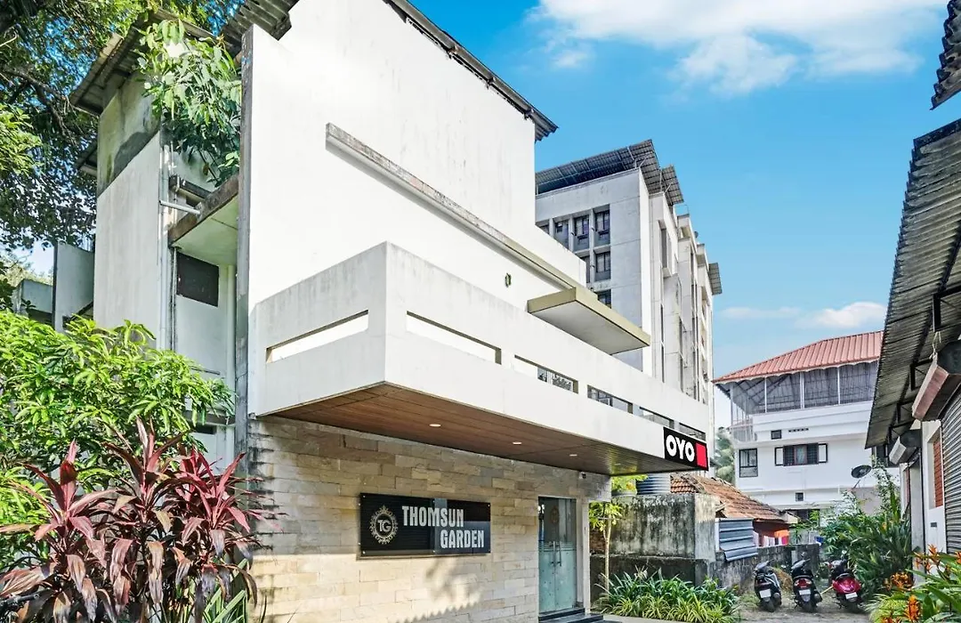 Flagship Thomson Garden-1