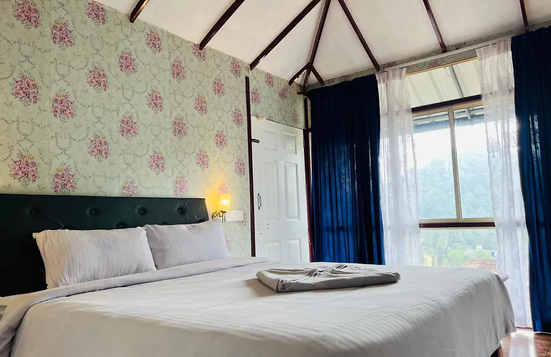 Raymond'S Holiday Homes-1