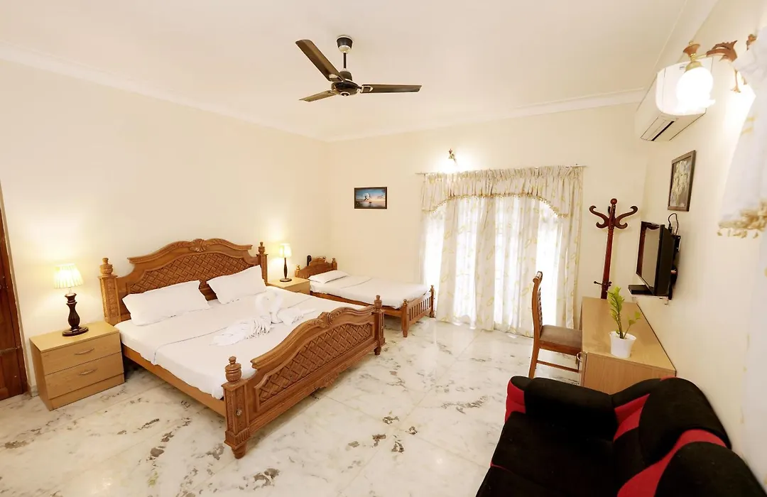 Metropolitan Serviced Villa-1