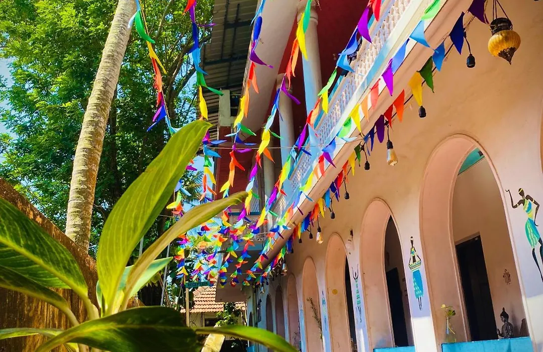 Paradise Inn Beach Resort-1