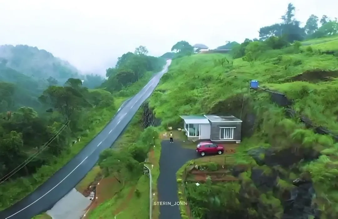 Tiyans Castle Private Cottage Vagamon By Voye Homes-1