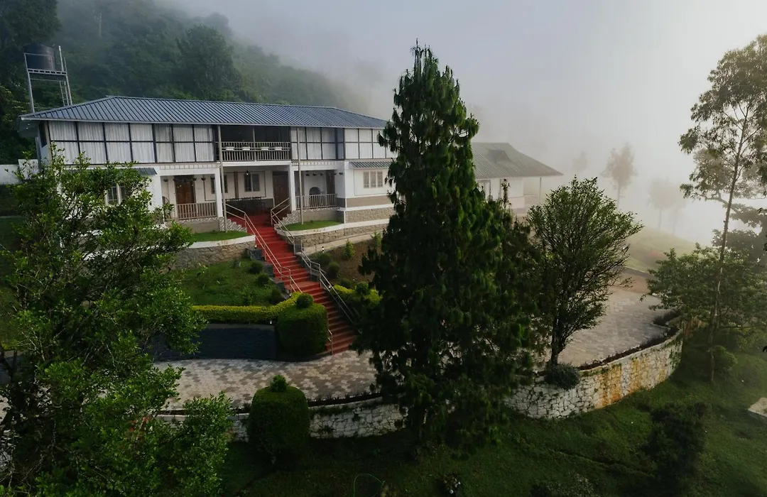 Misty Courtyard Resort-1