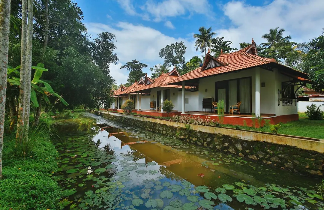 Palmgrove Lake Resort-1