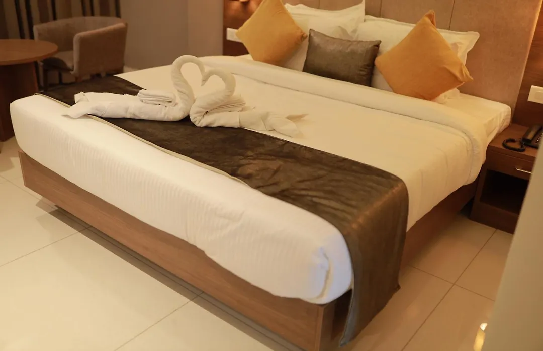 Hotel Kottayam Grand-1