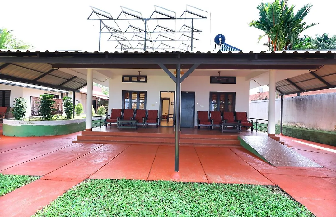 Illikkalam Lakeside Cottages Kumarakom Kerala-1