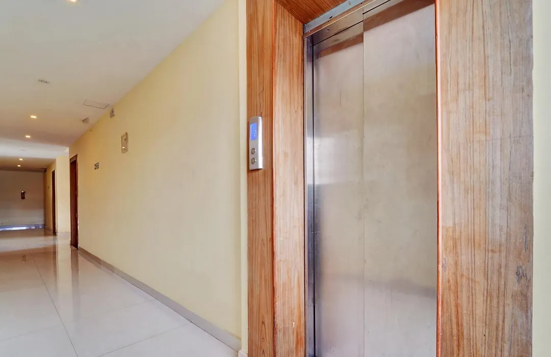 Super Townhouse Ernakulam North-1