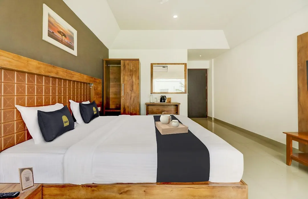 Townhouse Oak Central Suits-1
