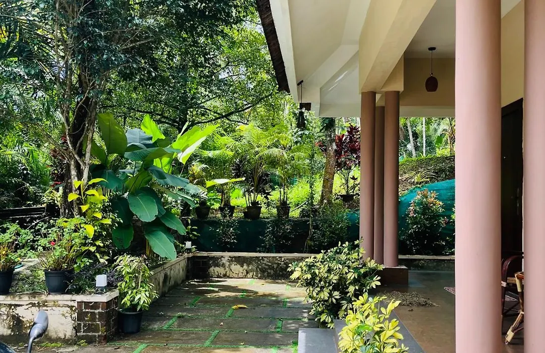 Fab Valley Homestay-1