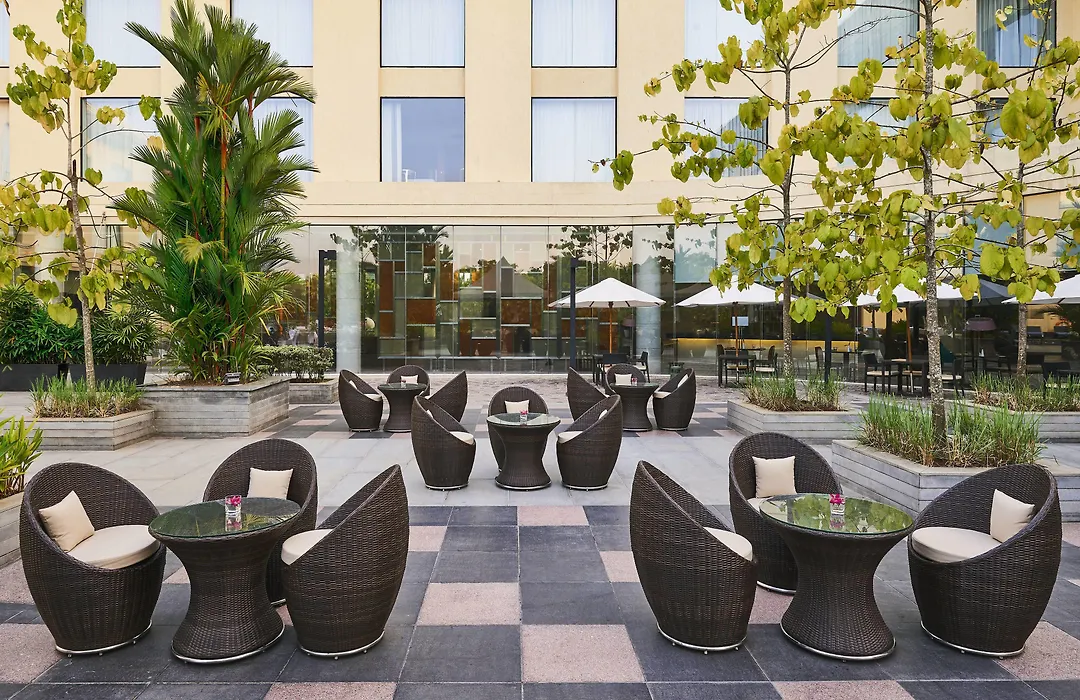 Courtyard By Marriott Kochi Airport-1